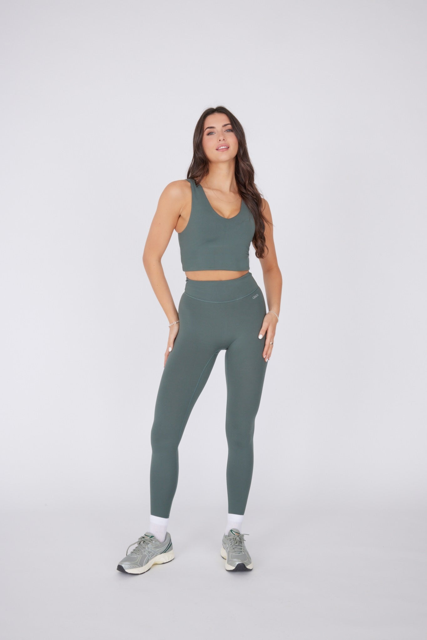 ReForm Essential Legging - Aloe Green