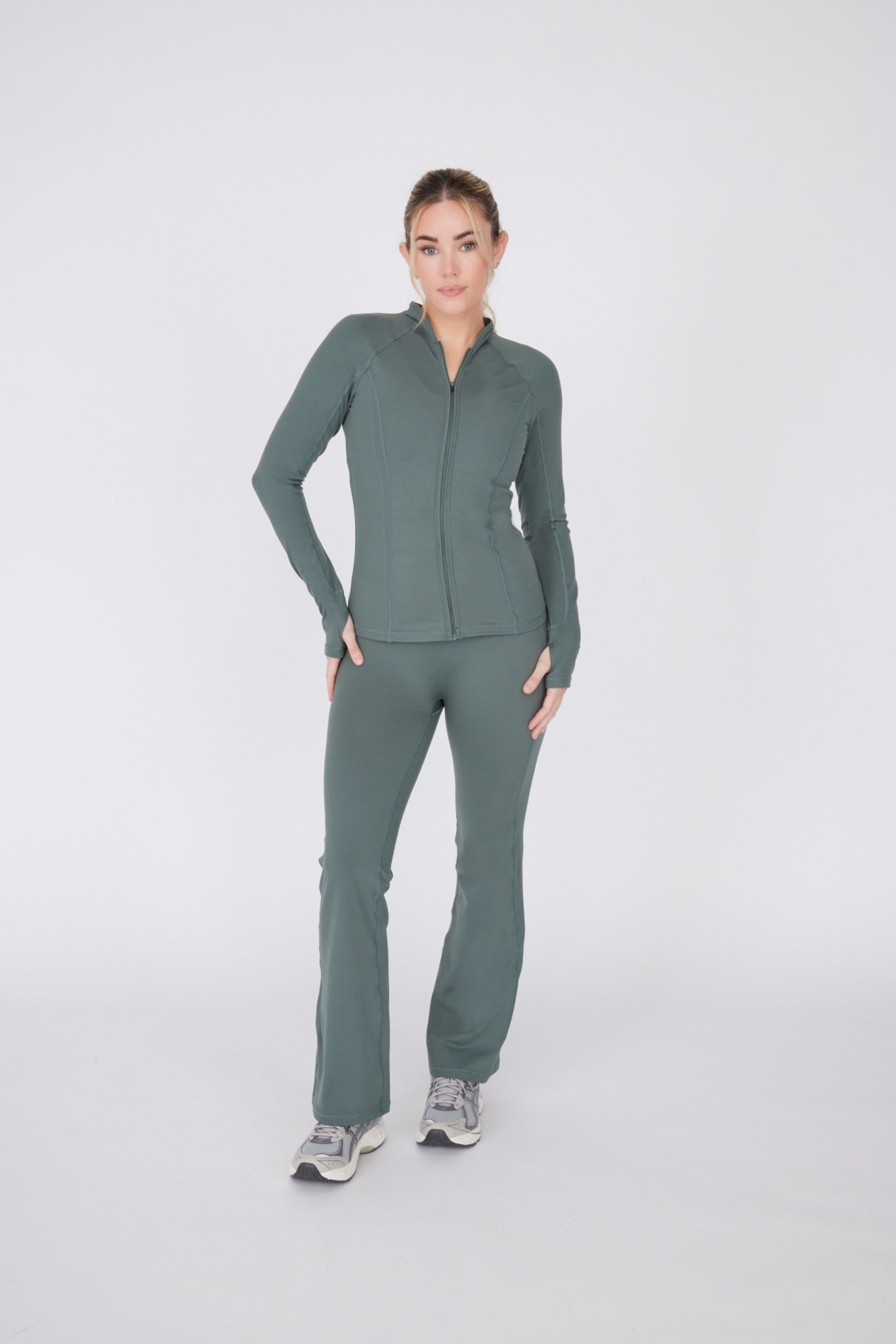 ReForm Yoga Pant - Aloe Green