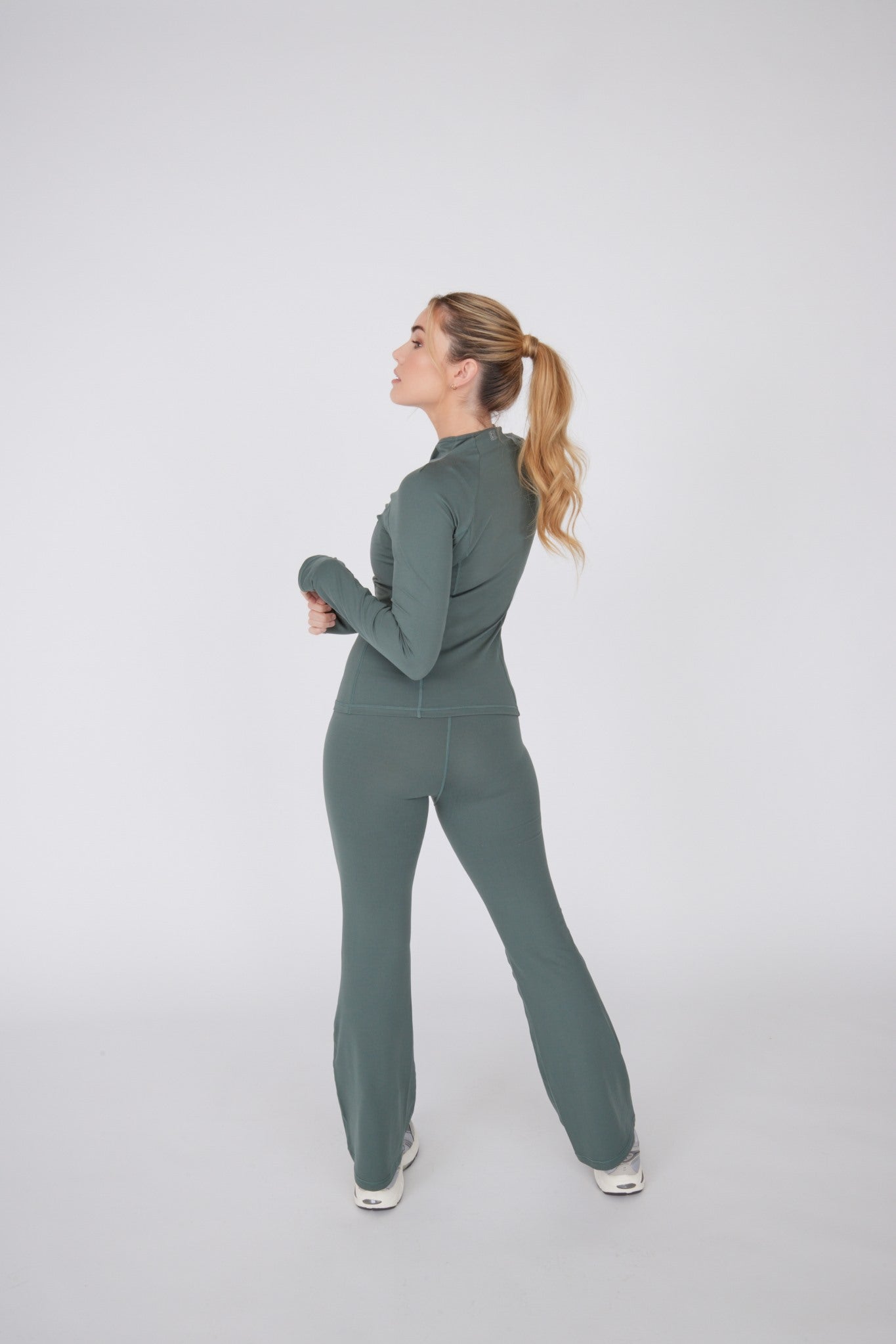 ReForm Yoga Pant - Aloe Green