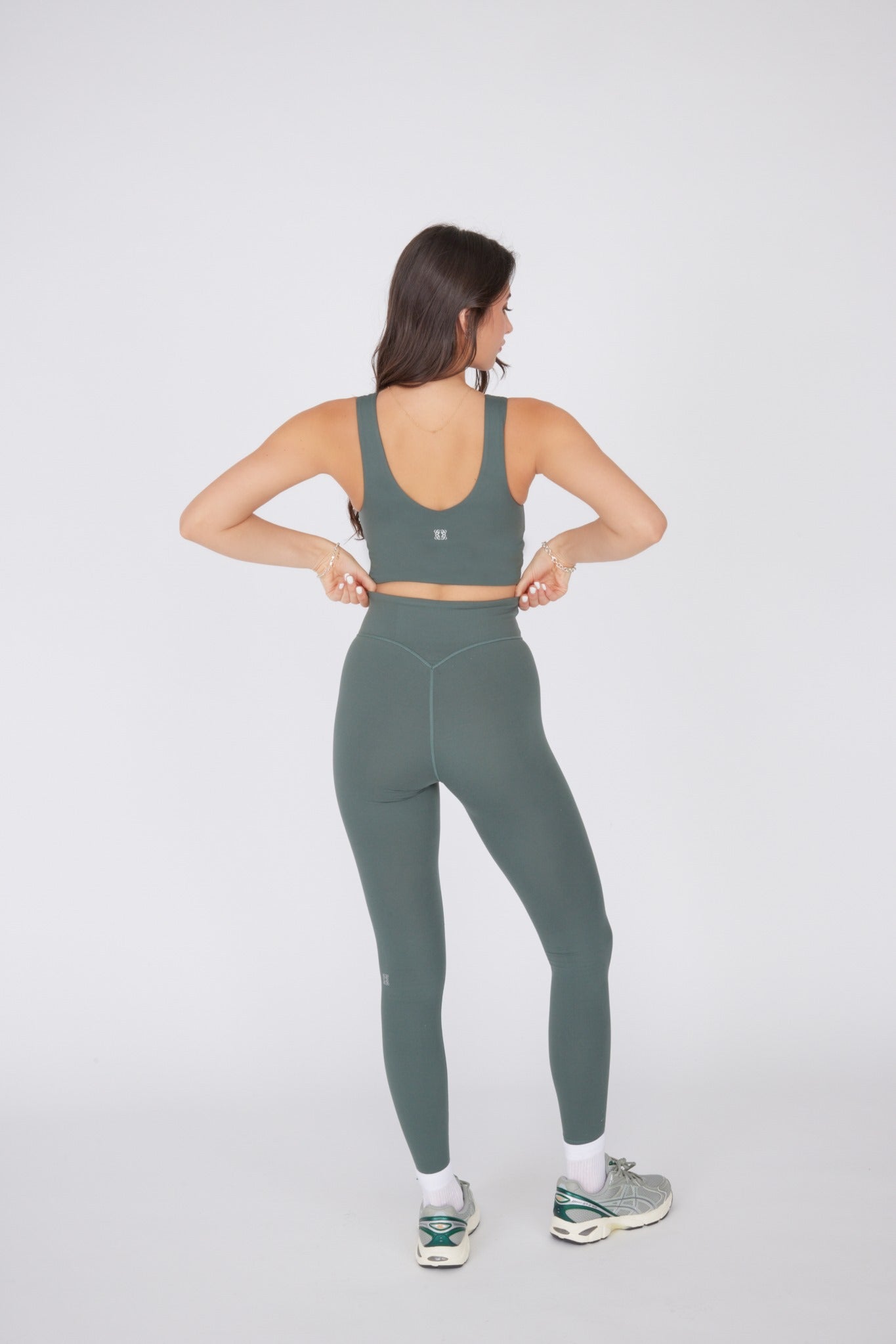 ReForm Essential Legging - Aloe Green